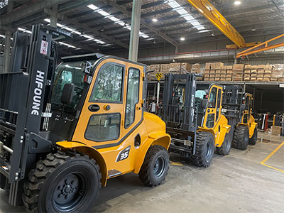 Arazi tipi forkliftler için bakım ipuçları nelerdir?