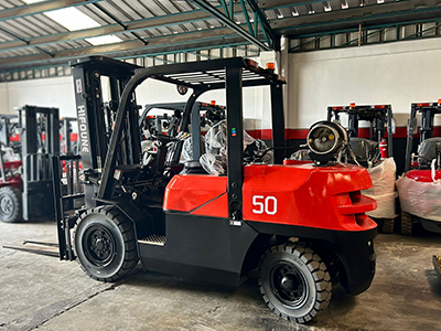 Forkliftlerin Yük Merkezi ile Stabilite Arasındaki İlişki