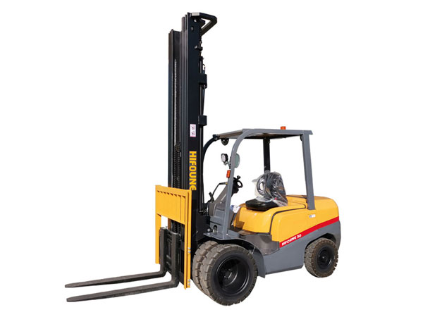 What are the types of diesel forklift