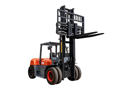 Konteynerlerin taşınması ve yüklenmesi için forkliftler